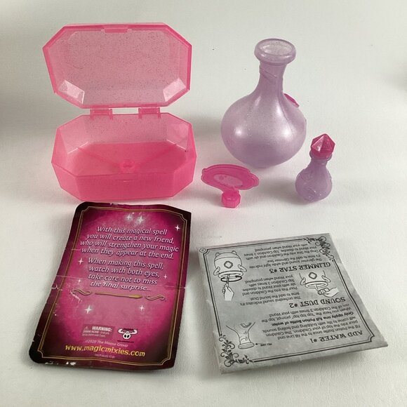 Magic Mixies Magical Misting Cauldron Interactive Electronic Pet Plush NO WAND - Picture 3 of 14